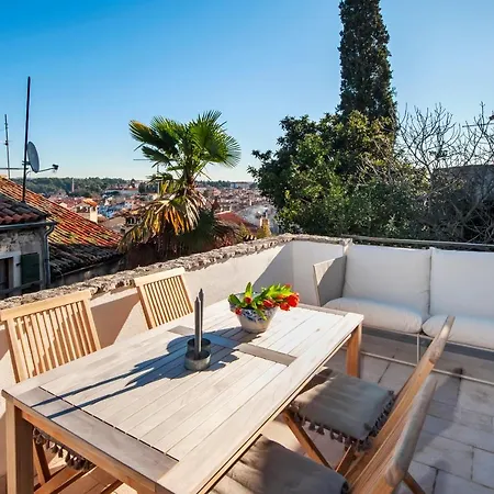 펜션 Monte Sea View With Terrace