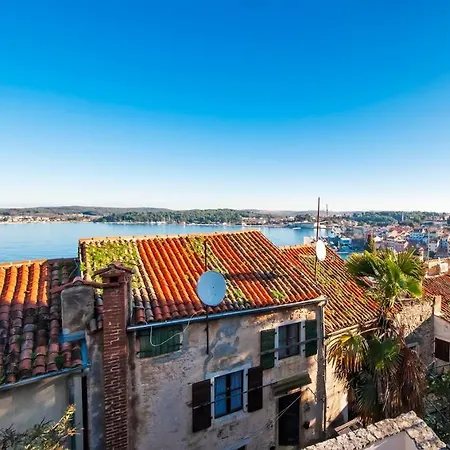 Monte Sea View With Terrace 로비니