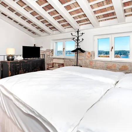 Σπίτι διακοπών Monte Sea View With Terrace Ρόβινι